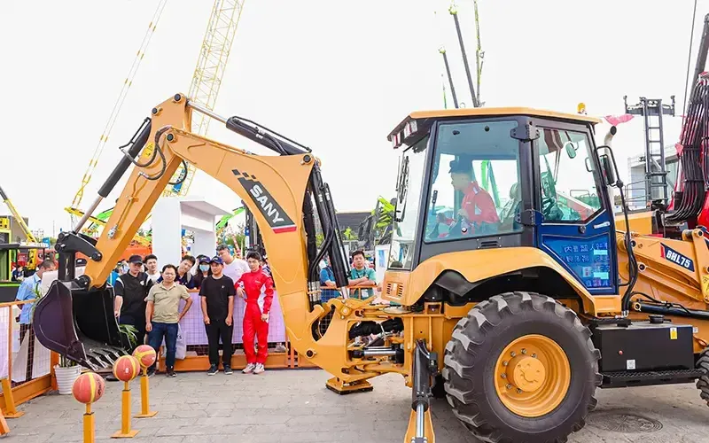 SANY демонстрирует достижения в области "трех трансформаций" на выставке в Пекине